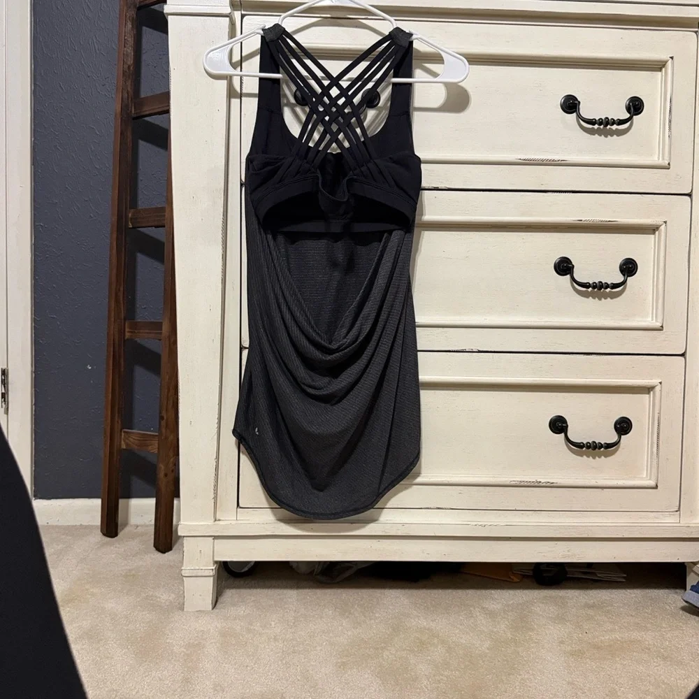 lululemon athletica heathered black wild tank - Picture 6 of 7